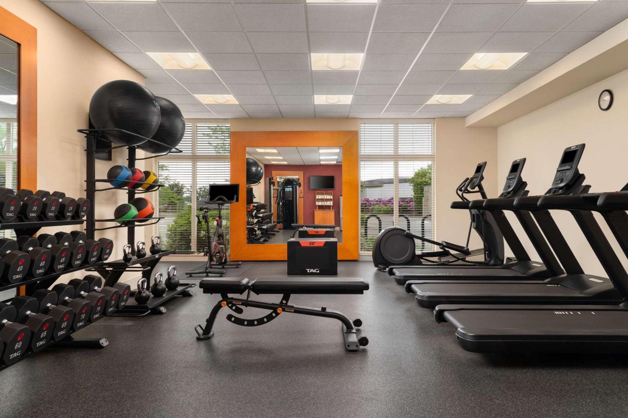 Homewood Suites By Hilton Newport-Middletown Buitenkant foto